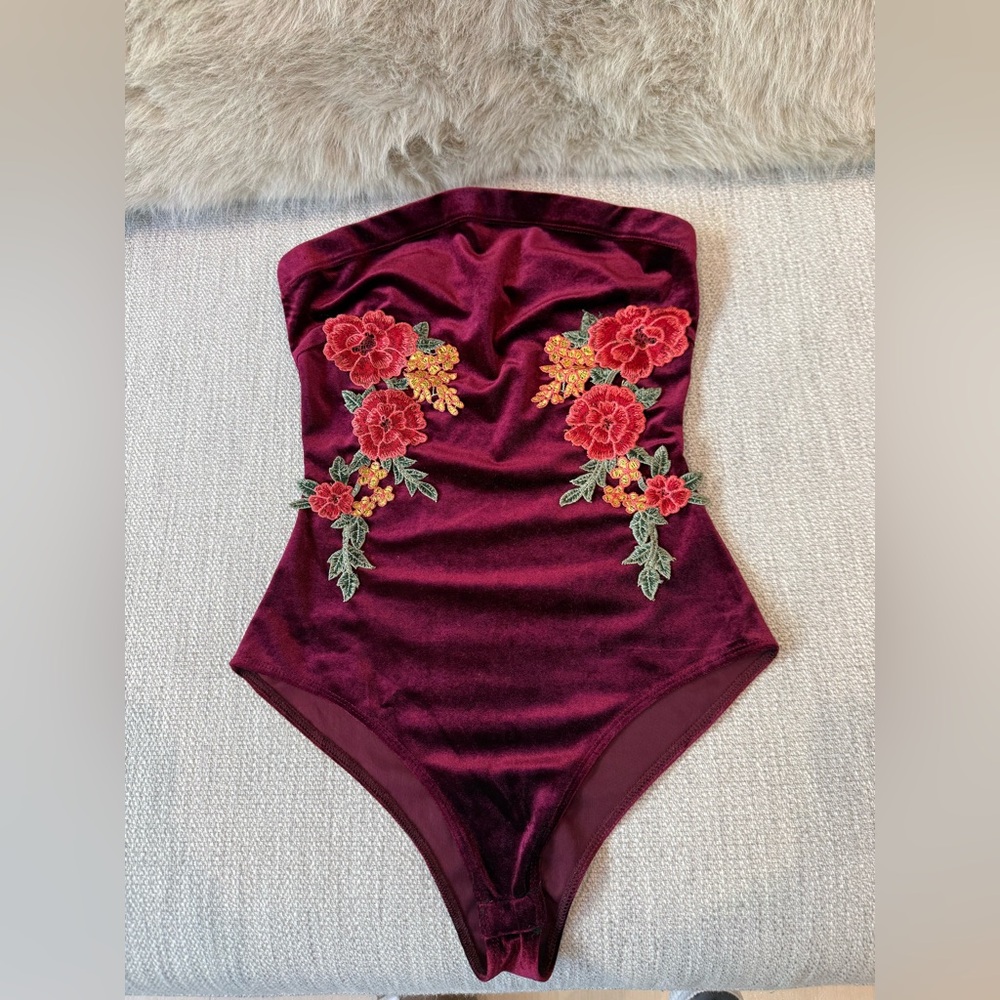 Burgundy Velvet Strapless Embroidered Floral Bodysuit